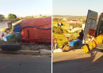 Trator da Prefeitura tomba em zona urbana de Jaguaquara, e motorista é socorrido com leves escoriações