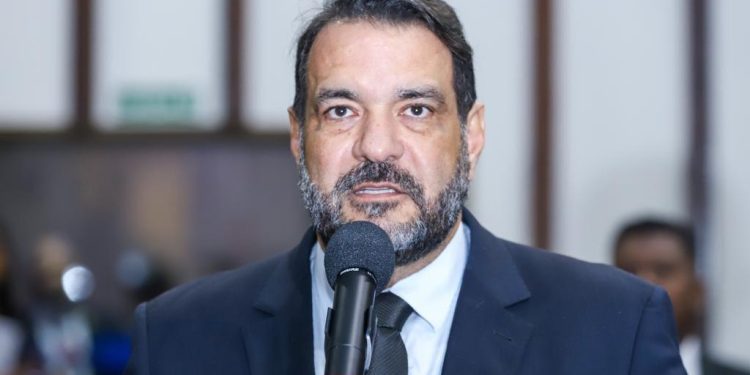 Oposição impõe derrota ao Governo e impede votação de empréstimo bilionário na Assembleia Legislativa da Bahia