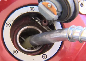 Acelen anuncia aumento nos preços da gasolina e diesel vendidos para distribuidoras