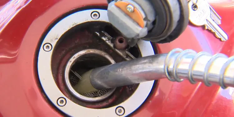 Acelen anuncia aumento nos preços da gasolina e diesel vendidos para distribuidoras