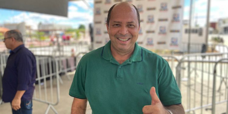Após Jerônimo falar em unidade para as eleições, Raimundo diz que mantem pré-candidatura a prefeito