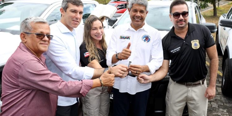 Estado entrega novas viaturas e equipamentos balísticos para Polícia Civil