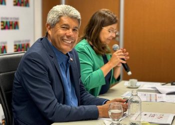 Empatado com governadores do PI e PB, Jerônimo é o mais bem avaliado do Nordeste