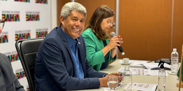 Empatado com governadores do PI e PB, Jerônimo é o mais bem avaliado do Nordeste