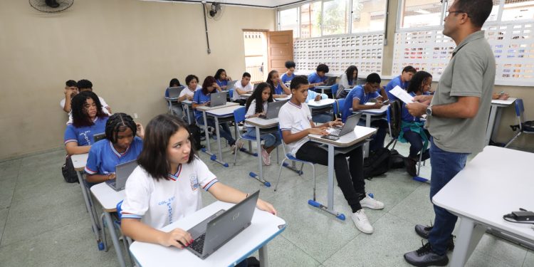 Inscrições do curso de gestão escolar são prorrogadas até 29 de fevereiro