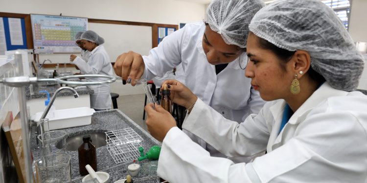 Secretaria de Educação convoca candidatos do cadastro reserva dos cursos técnicos Prosub
