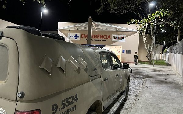 Jovem de 21 anos é baleado ao sair de velório em Ipiaú; Motivação do atentado permanece desconhecida