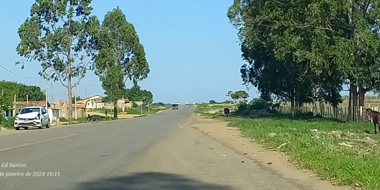 Segundo acidente em menos de 24 horas: Motociclista colide com carro na BA-250, no Entroncamento de Jaguaquara
