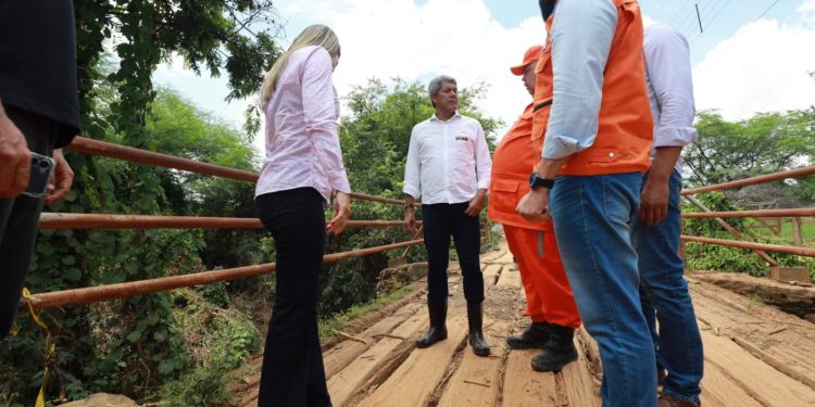Chuvas impedem viagem do governador a municípios atingidos pelas enchentes nesta sexta