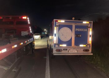 Santo Antônio de Jesus: Acidente na BR-101 deixa duas vítimas fatais e causa congestionamento de 6 quilômetros