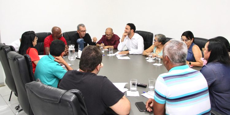Câmara de Jaguaquara aprova por unanimidade projetos de lei em sessão extraordinária