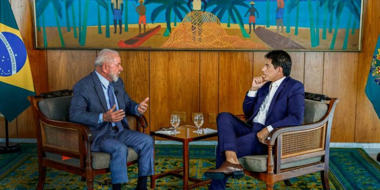 ‘Estamos aquém daquilo que prometemos’, diz Lula ao comentar pesquisa