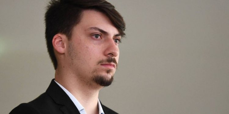 Jair Renan vira réu por lavagem de dinheiro e falsidade ideológica