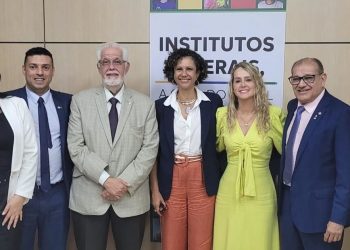 Em Brasília, Prefeita Edione discute inauguração do IFBA ao lado do Ministro da Educação