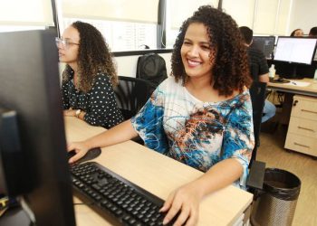 Estado oferece mais de 6 mil vagas no Partiu Estágio para estudantes de nível superior