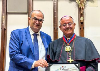 Por indicação de Hassan, Bispo de Jequié recebe a mais alta honraria da Assembléia Legislativa da Bahia