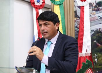 Junior da Kombi solicita ao Governo do Estado, a implantação de Colégio Militar em Jaguaquara
