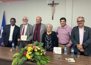 Santa Inês: Deputado Federal Jorge Solla recebe o título de Cidadão Santineense
