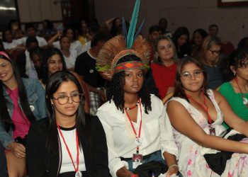SEC realiza encontro com estudantes e debate programas voltados para juventude