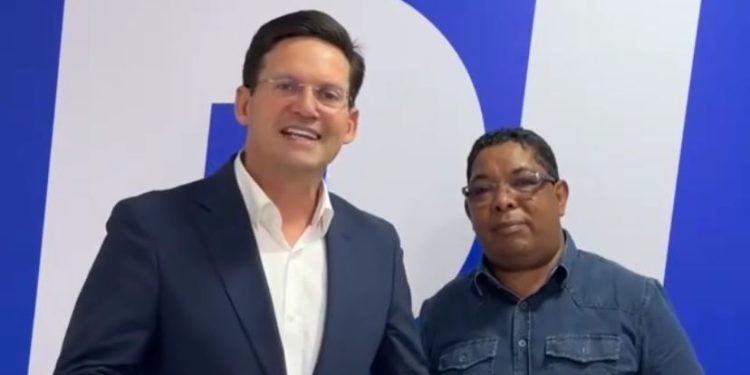 Em vídeo nas redes sociais, João Roma lança pré-candidato do PL à prefeitura de Jaguaquara