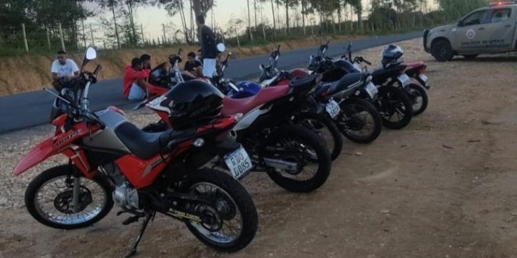 Operação Lince: Polícia Militar apreende motocicletas em evento de “Grau” em Itaquara