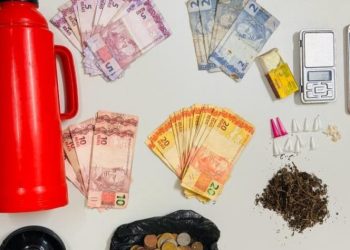 Operação Força Total: Homem é preso pela PM, acusado de tráfico de drogas no Entroncamento de Jaguaquara