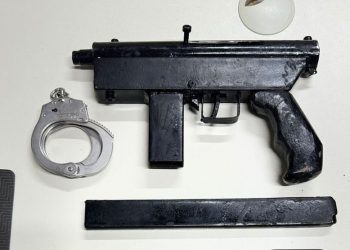 Polícia Civil apreende submetralhadora em operação no povoado do Tatu, em Jaguaquara