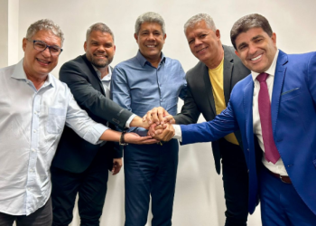 Em reunião com o governador, Professor Emerson lança Sandro e Pery como candidatos a prefeito e vice em Santa Inês