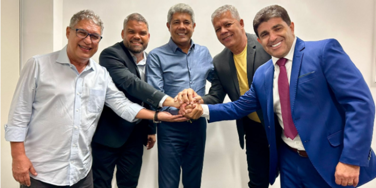 Em reunião com o governador, Professor Emerson lança Sandro e Pery como candidatos a prefeito e vice em Santa Inês