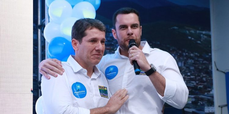 Convenção do PP e outros 5 partidos oficializa Zé Cocá e Flavinho como pré-candidatos a prefeito e vice de Jequié
