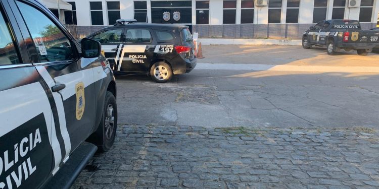 Suspeito de estuprar criança de 6 anos em Apuarema se entrega à Polícia Civil em Jequié