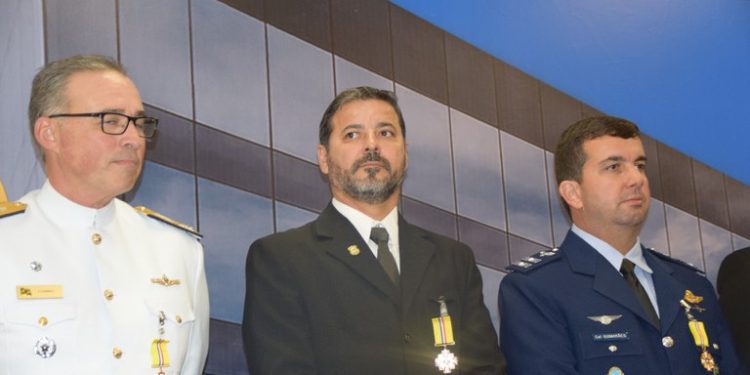 Superintendente da PRF na Bahia é agraciado com medalha de mérito da Segurança Pública