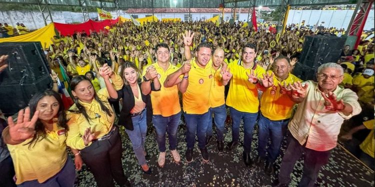 Em convenção lotada, Gel de Ricaço oficaliza candidatura a prefeito de Itaquara