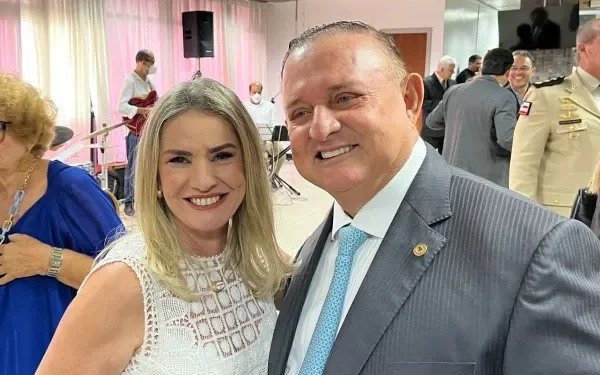 Ivana Bastos desiste da presidência da AL-BA e apoia reeleição de Adolfo Menezes