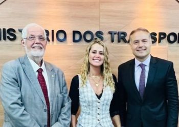 Cumprindo agenda em Brasília, Edione se reúne com Ministro dos Transportes e solicita melhorias nas BRs 420 e 116