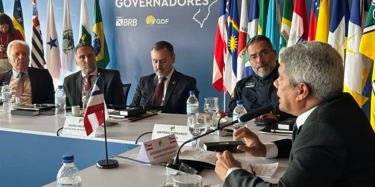 Fórum de Governadores debate PEC da Segurança Pública e estratégias integradas para Saúde e Assistência Social em Brasília