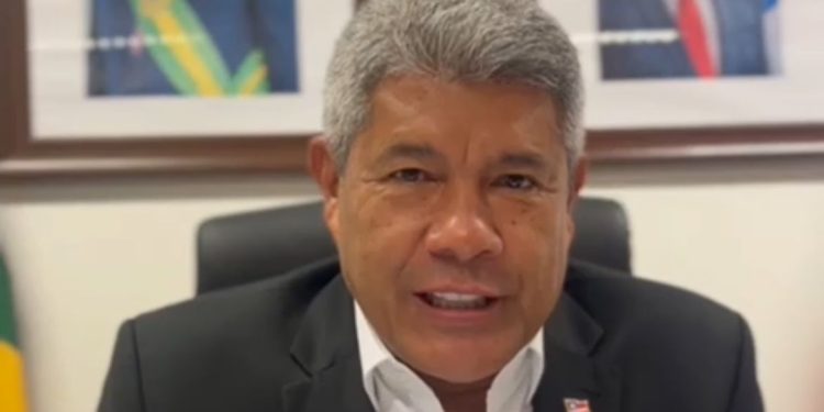 Após fortes chuvas, Jerônimo diz que falou com a prefeita de Jaguaquara e que está acompanhando ações nos municípios afetados