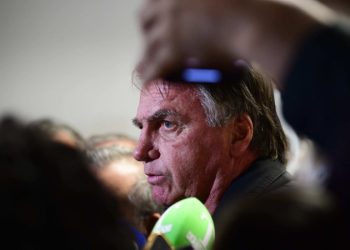 Bolsonaro é denunciado por tentativa de golpe e formação de organização criminosa