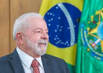 “Nunca levei pesquisa a sério”, diz Lula sobre queda na popularidade