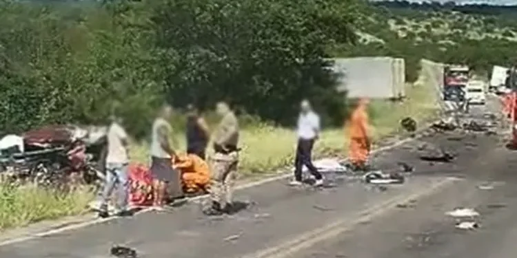 Quatro jequieenses morrem em grave acidente na BR-030, próximo a Brumado