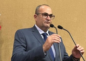Hassan comemora o fim do contrato com a ViaBahia, e repudia indenização de 892 milhões