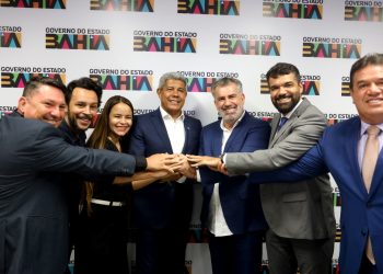 Jerônimo amplia base com adesão do prefeito de Milagres: “Minha bandeira é a sua”