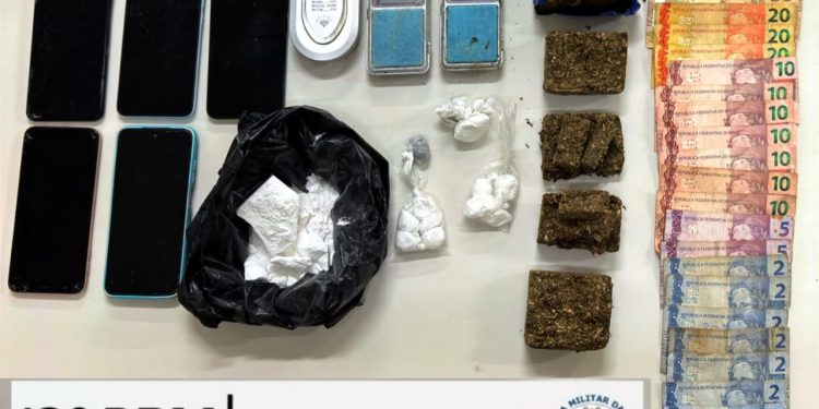 Polícia Militar prende cinco homens acusados de tráfico de drogas no Entroncamento