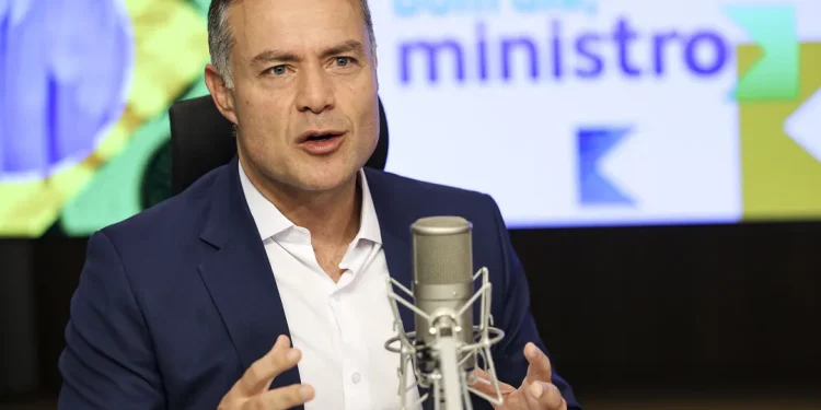 Renan Filho anuncia pagamento de indenização que põe fim ao contrato com a Via Bahia