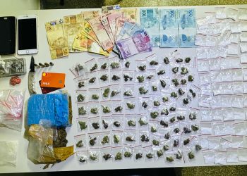 Ação do PETO em Maracás resulta na prisão de dois homens por tráfico de drogas e posse de munições