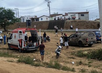 Jovem de 21 anos fica ferido após capotamento na BR-420, em Jaguaquara