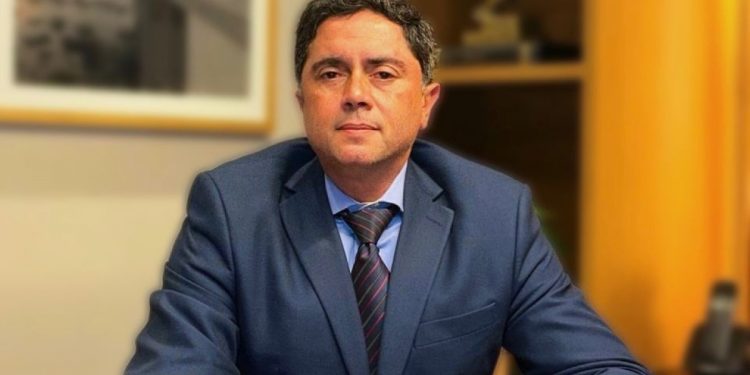 Mhércio Cerqueira Monteiro toma posse como membro substituto do TRE-BA nesta quinta-feira