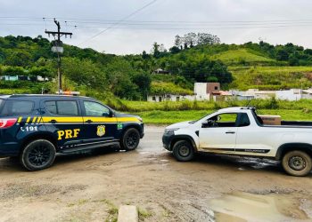 Veículo com registro de furto é recuperado pela PRF em Ipiaú