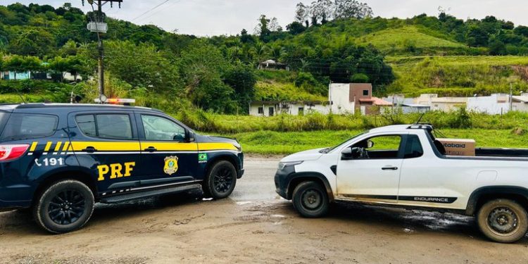Veículo com registro de furto é recuperado pela PRF em Ipiaú