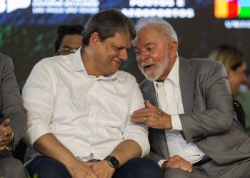 Lula empata com Bolsonaro, Tarcísio, e outros no 2º turno, aponta Quaest